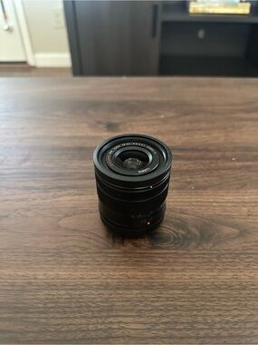 Panasonic LUMIX G VARIO 14-42mm f/3.5-5.6 ASPH MEGA O.I.S. AF MFT Lens